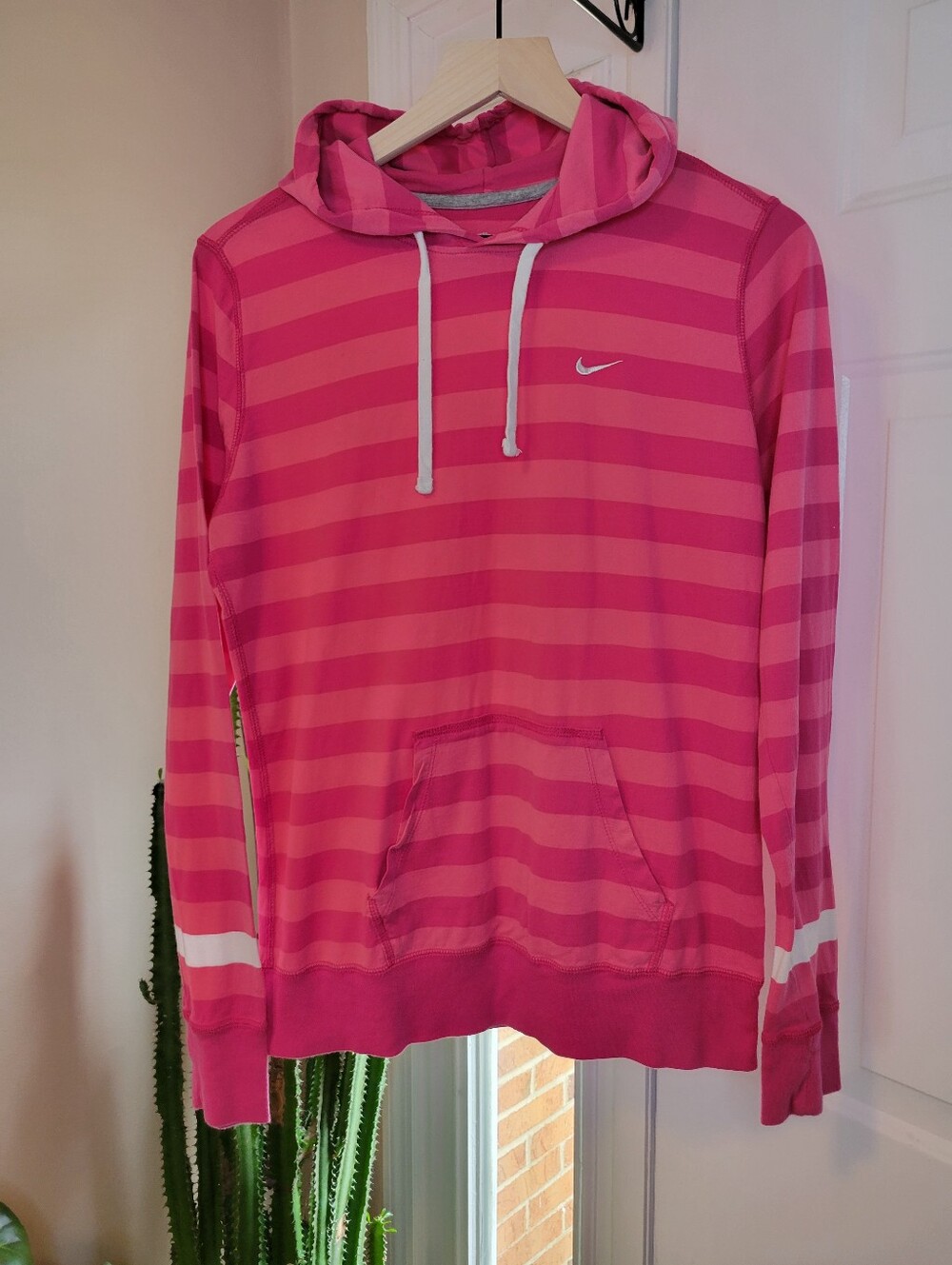 Vintage Nike Womens Pink Striped Pullover Hoodie, Size Womens XL